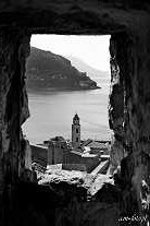 Dubrovnik widok z wiezy na mury obronne
